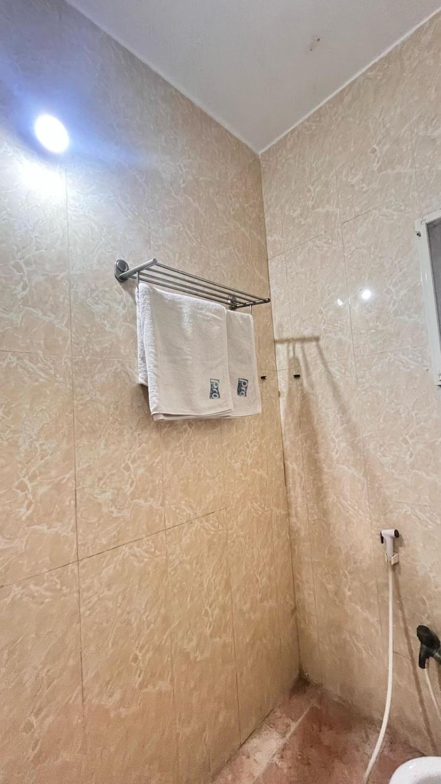 Comfort Park Inn Chennai Exteriör bild